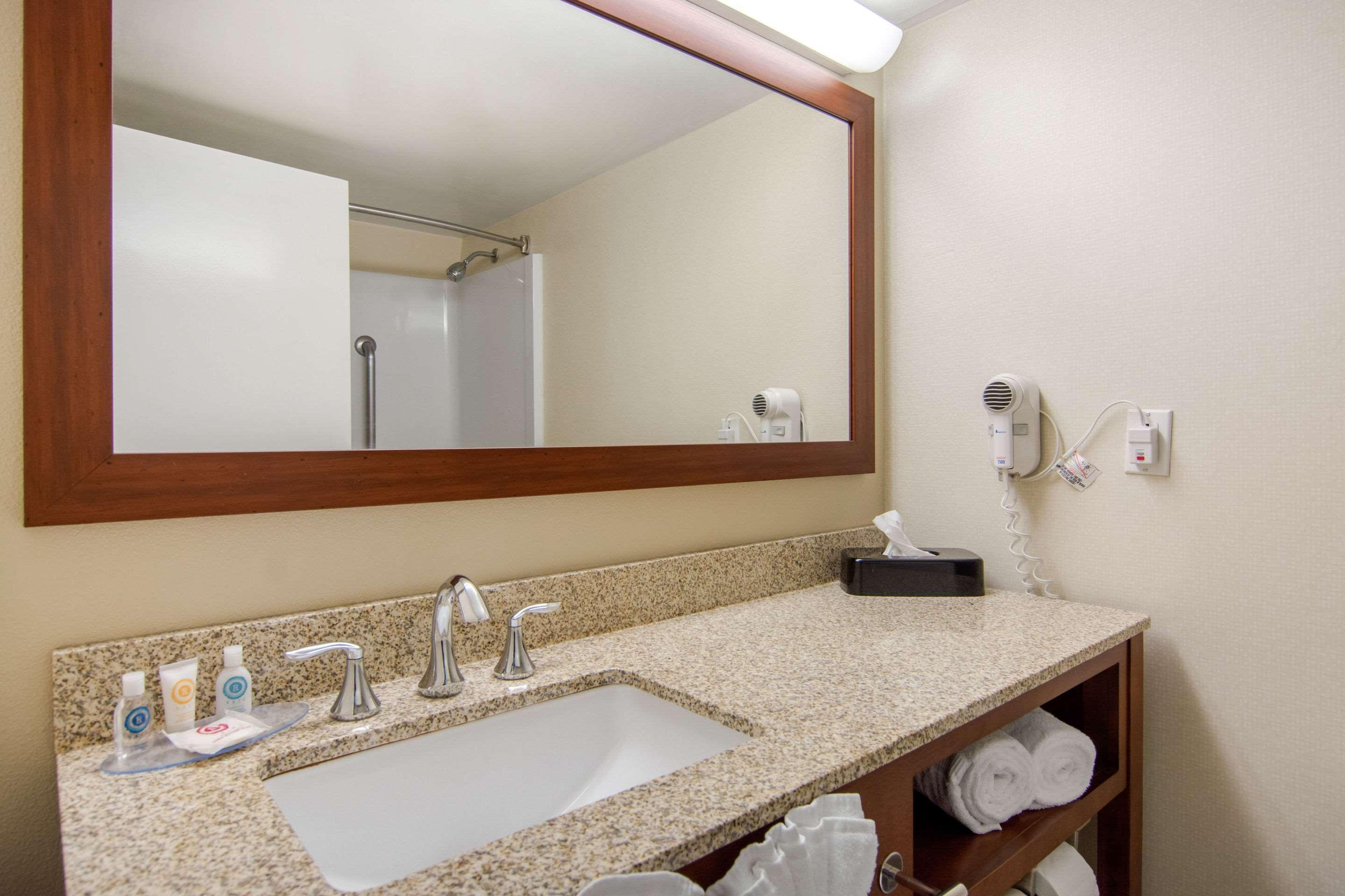Comfort Inn Chester - Richmond South Ngoại thất bức ảnh